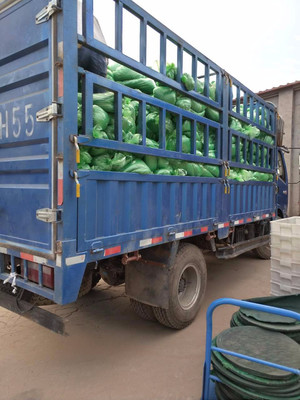 北京批發(fā)三針遮陽網(wǎng)/工地蓋土網(wǎng) 綠色防塵網(wǎng)廠家批發(fā)圖片_高清圖_細節(jié)圖-安平縣旭泰絲網(wǎng)制品貿(mào)易 -