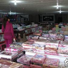 [走基層 看發(fā)展]同江市同鑫對俄批發(fā)市場 用誠信促進中俄貿(mào)易發(fā)展